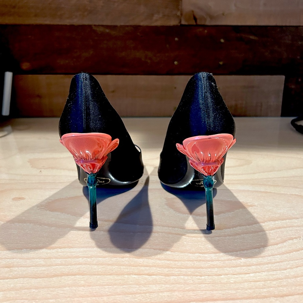 Black satin tulip Prada heels